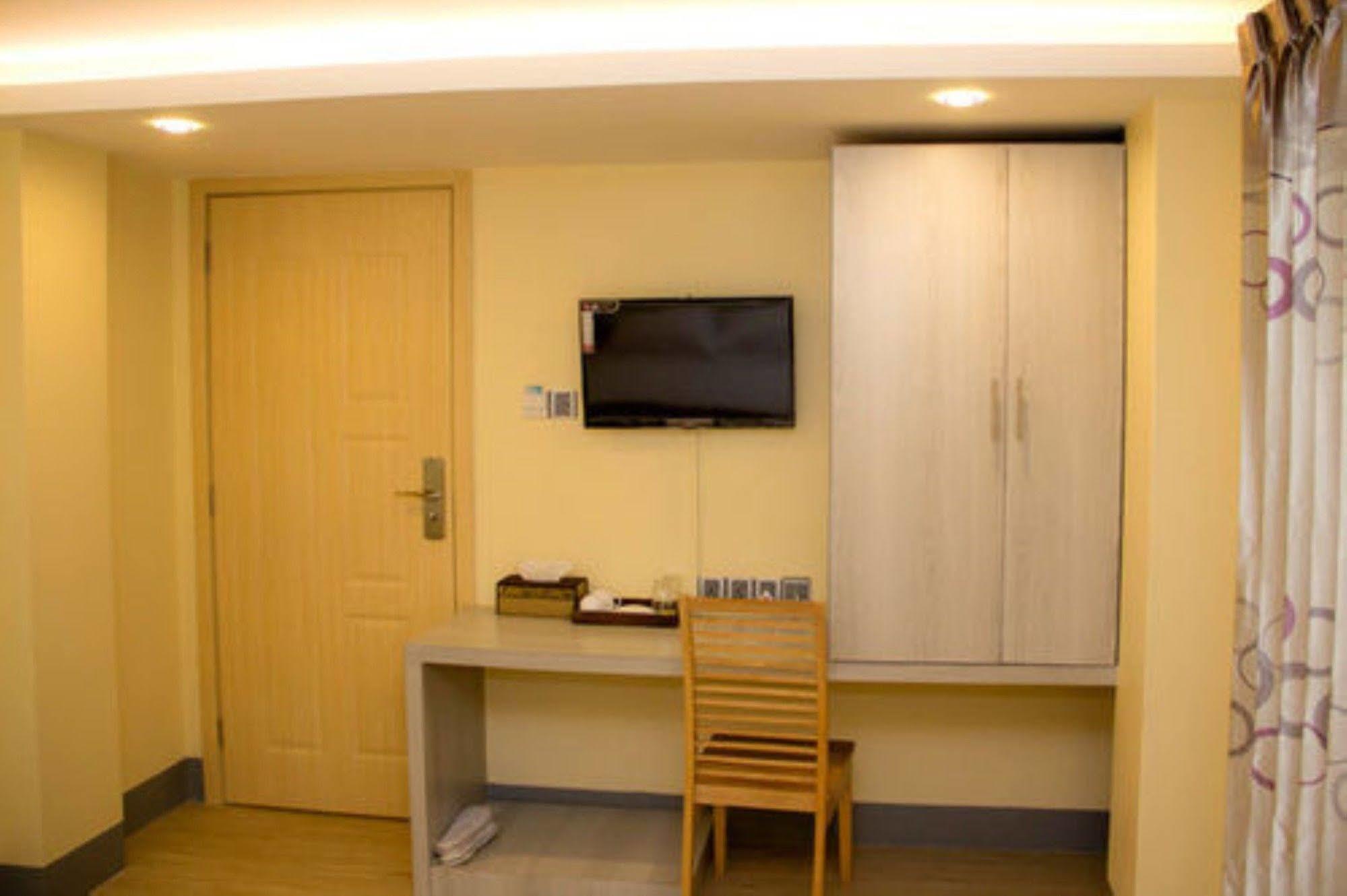 Hotel Mila Noa Янгон Экстерьер фото